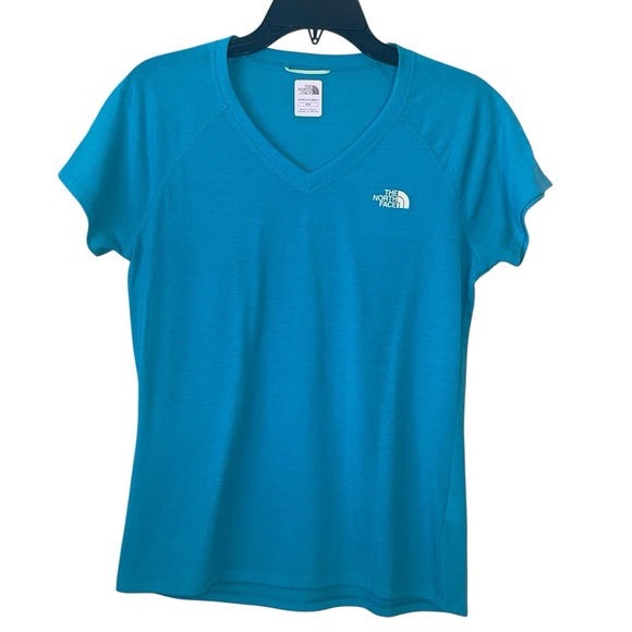 Nike Tops - Nike women’s Vapor Wick shirt. Size medium. GUC